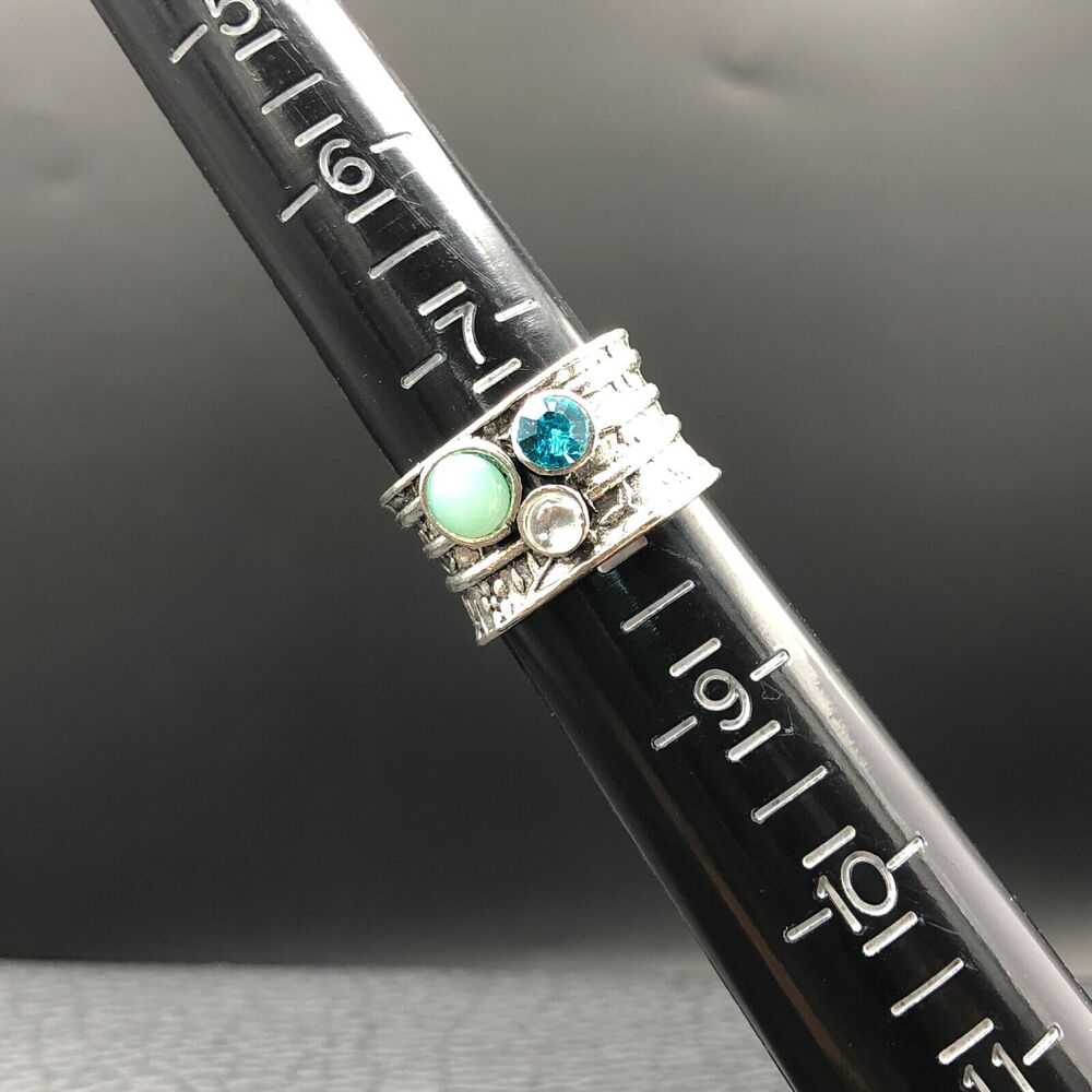Modern Art Ring‎ Size 7.5 Blue Bezel Set Crystals Textured Silver Tone Wide Band - Picture 7 of 8